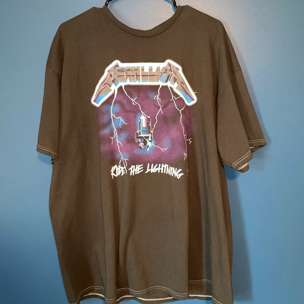 Metallica Ride the Lightning Graphic Tee